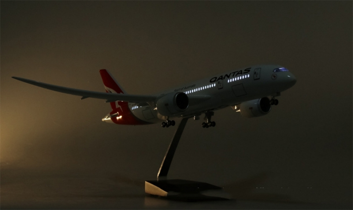 1/130 Scale B787 Aircraft Mode - Decor Lighting Australia 评论和价格