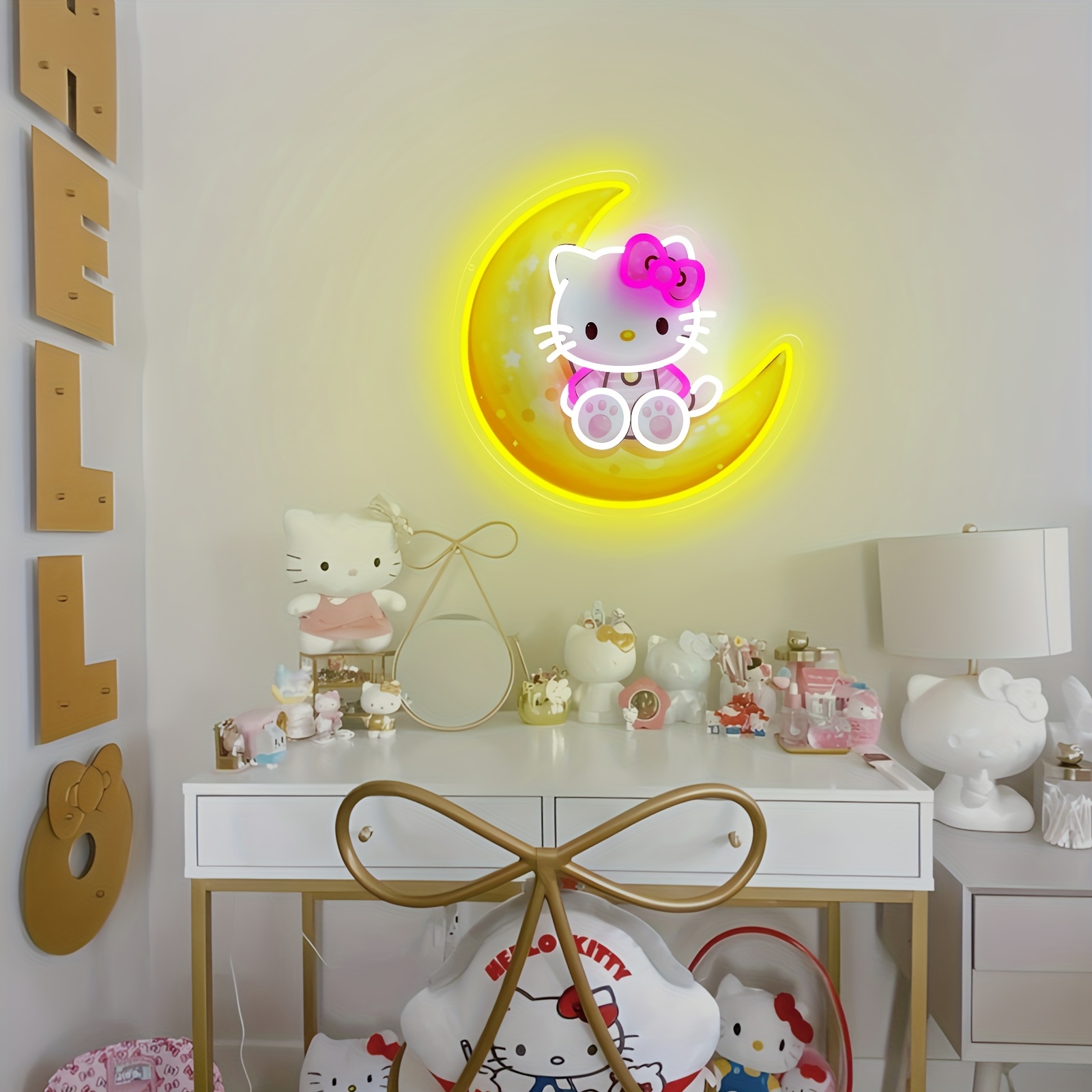Hello Kitty on Moon Yellow Cut - Lighting Room Decor Items 评论和价格