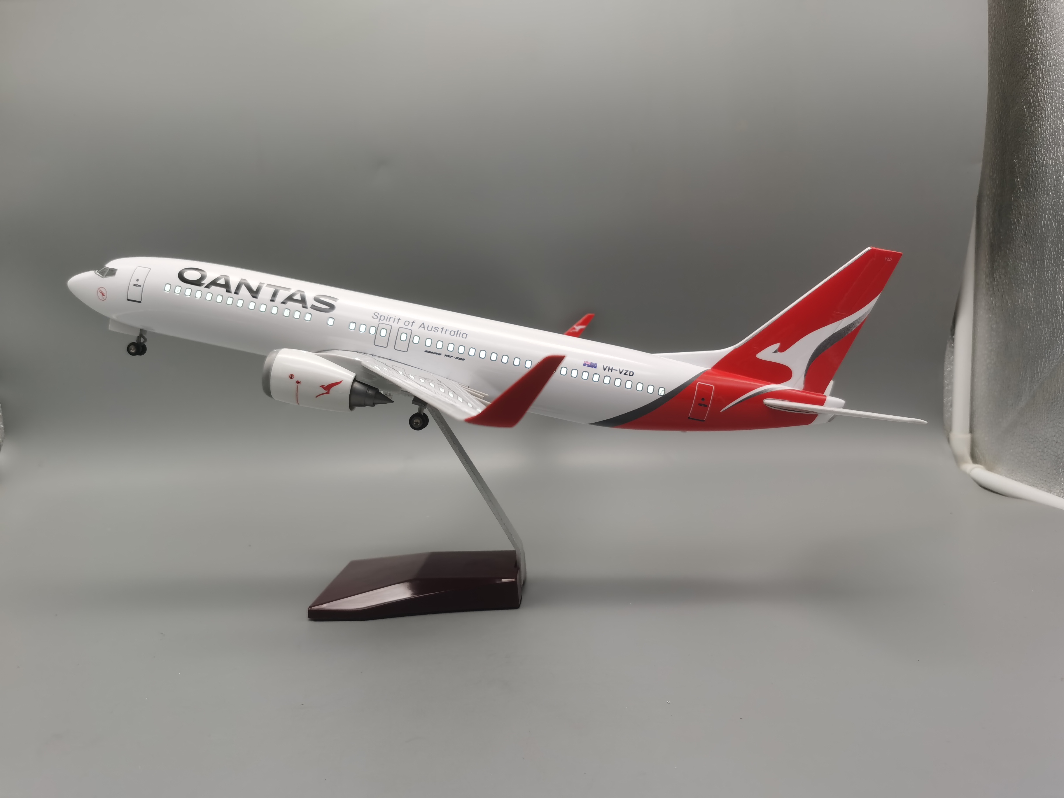 47cm 1/80 Scale B737 Australia - Decor Lighting Australia 评论和价格